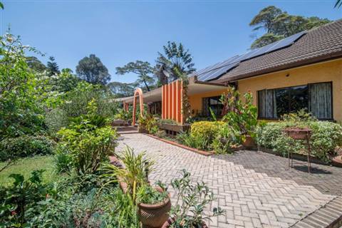4-bedroom bungalow for sale in Karen